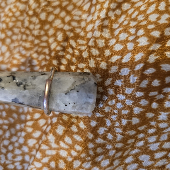 Golden eye ring. Adjustable size - Picture 4 of 4